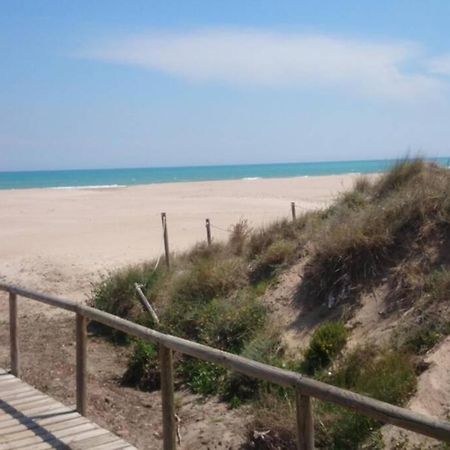 Uim Mediterraneo Poeta 6 Wifi Puerto de Sagunto Luaran gambar